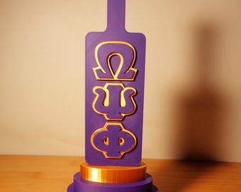 Adorno de escritorio impreso en 3D de Omega Psi Phi, decoración del hogar, regalo de iniciación, Omega Psi Phi