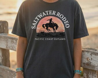 Salzwasser Rodeo T-Shirt | Küsten Cowgirl Shirt | Vintage Western Surf Top Komfort Farben Boho