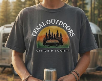 Feral Draussen Vintage Camper Van T-Shirt | Granola Girl Road Trip T-Shirt