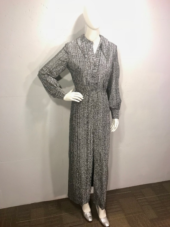 silver metalic maxi ball gown 60s retro ball gown