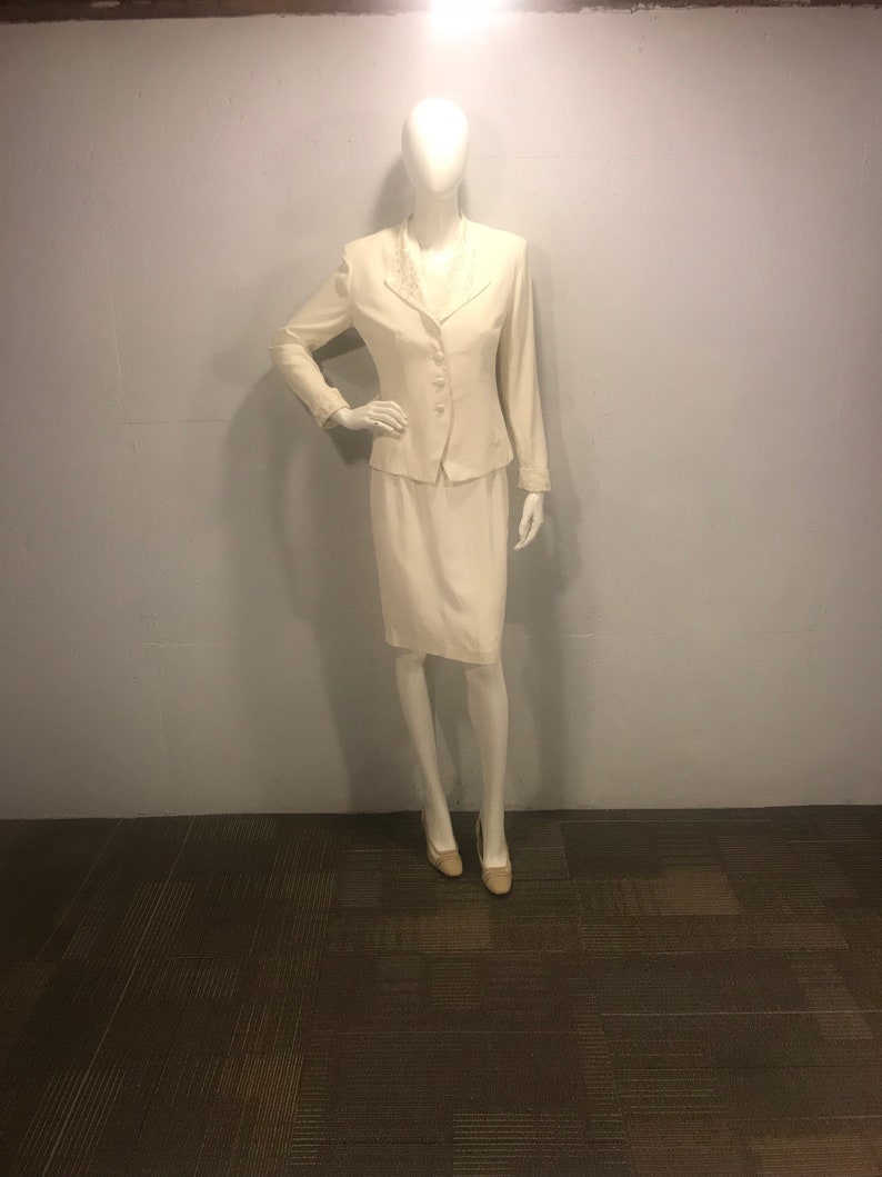 80s Louis Snyder for Dani Max ivory suite wedding two piece suite fitted cream suite winter white jacket embroidered lapel and cuff