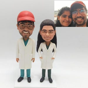 Personalised custom bobbleheads,custom doctormemorial bobbleheads,gifts for doctor&#39;s office staff ,retirement gifts forhim,Christmas gifts