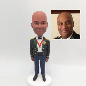 Custom Chief Officer Bobblehead, Custom Soldier Bobblehead, Custom Military Man Bobblehead, Commander retire Bobblehead，Bobblehead for boss