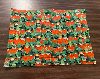 St Patrick’s Day placemat, gnomes placemat, green placemat, quilted placemat, reversible placemat,