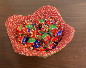 Vintage floral bowl cozy, tan bowl cozy, fabric bowl, bowl cozy