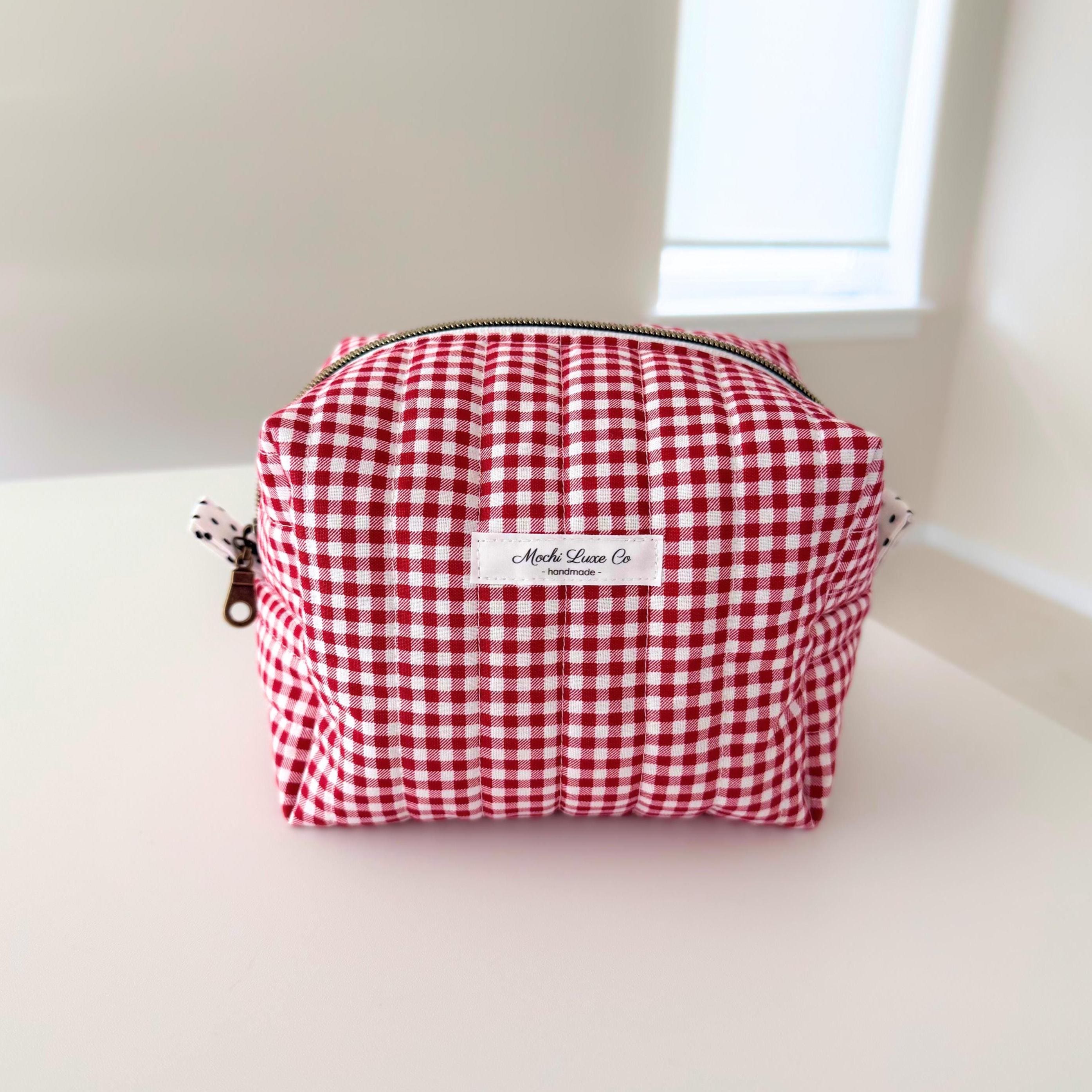 Brandy Melville Makeup Bag