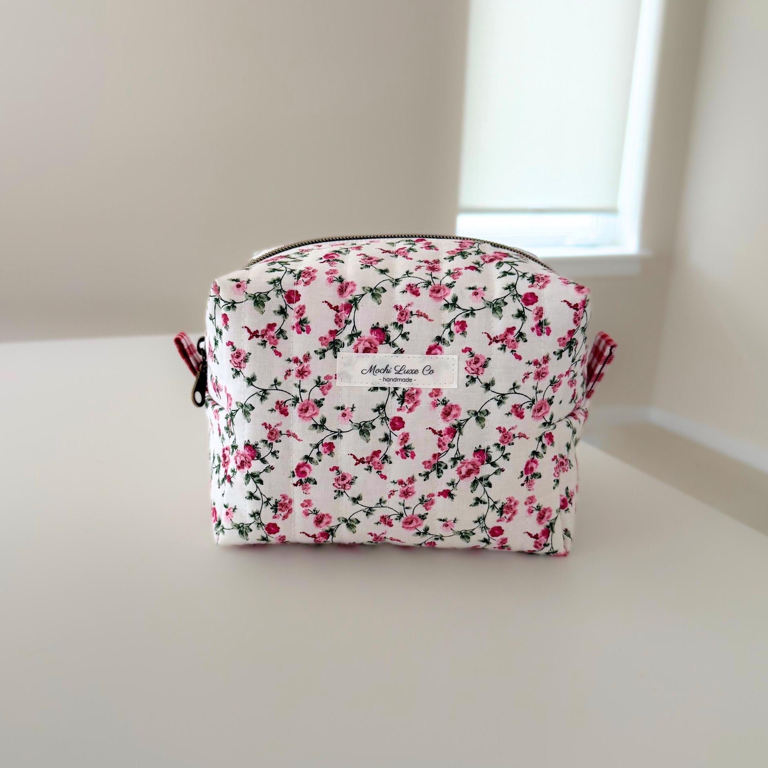 Pink Red Floral Makeup Bag w/ Pockets, Cute Red Gingham Pink Square Zipper Pouch, Magenta Soft Quilted Toiletry Bag Handmade Cosmetic Bag