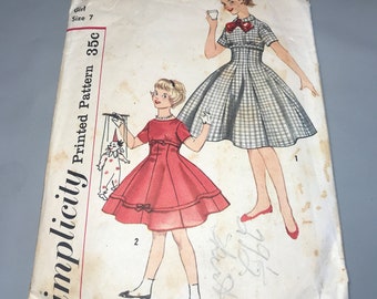 Simplicity Pattern #2669 Adorable 50's Girls Dress Sz 7 Vintage 1958