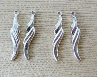 Vintage Wings Charm, Pendant, Silver Tone, Small, Drop Dangle jewelry supplies