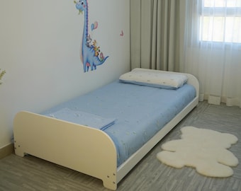 Plywood Floor Bed with Legs for Kids and Toddlers | Montessori Inspired Bed | Sturdy and Safe Design, Easy Assembly | Bodenbett