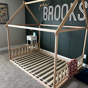 Customizable Toddler House Bed with Slats and Optional Rails | Montessori Inspired Bed | Toddler Bed | Safe and Stylish Kids Bed | Bodenbett