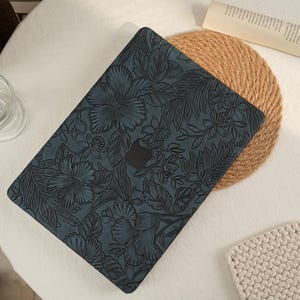Custodia per Mac in PU in pelle floreale blu scuro elegante per Macbook pro 13 air 13 air 15 pro 16 pro14 pollici Custodia per laptop M1 M2 M3 mac air 13.6 retina13