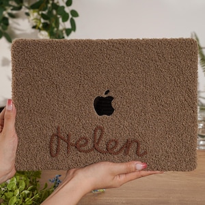 Cacaobruine teddy pluche MacBook-hoes voor Macbook pro 13 Air 13 Air 15 Pro 16 pro14 inch laptoptas M1 M2 M3 aangepaste naam/tekst cadeau voor haar