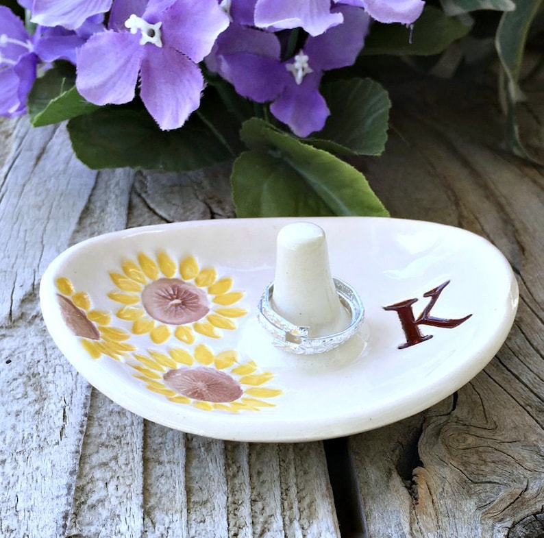 Monogrammed Oval Sunflower Ring Holder Ring Bowl Engagement Ring Dish Ring Dish Personalized Ring Holder Dish Wedding Ring Holder
