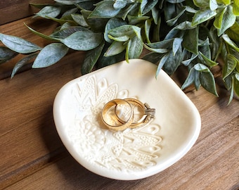 Elegant Square Ring Dish in Creamy Natural White w/ Lace Imprint | Wedding Ring Holder |  Wedding Favor | Ceramic Ring Holder Dish