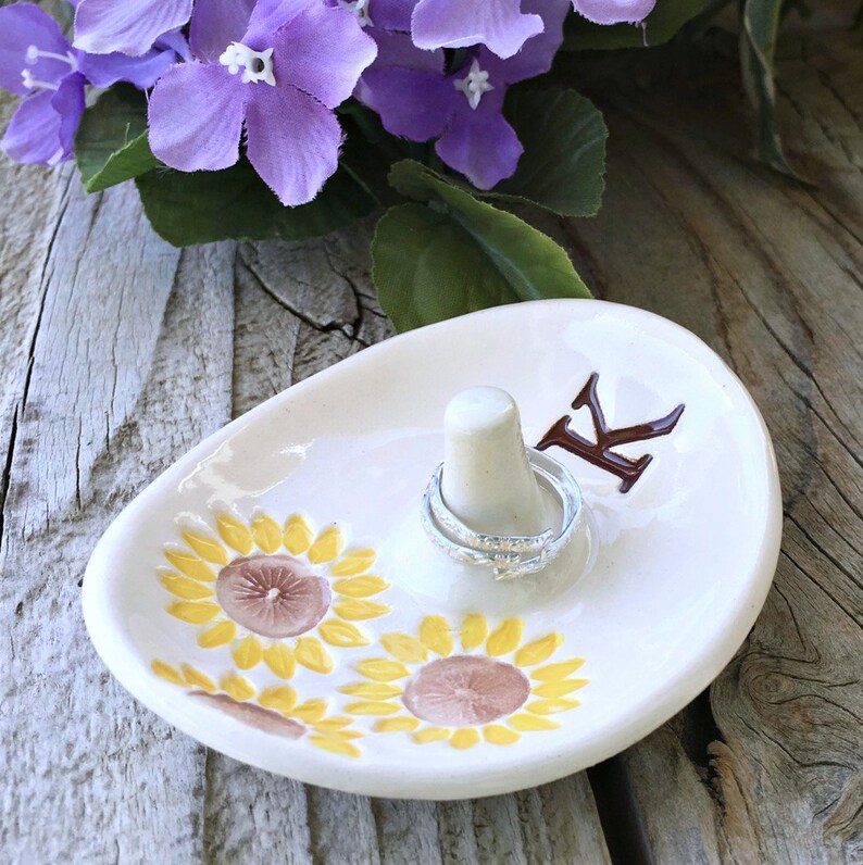Monogrammed Oval Sunflower Ring Holder Ring Bowl Engagement Ring Dish Ring Dish Personalized Ring Holder Dish Wedding Ring Holder