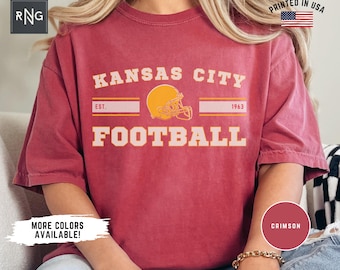 Camisa de futebol americano Kansas City, camisa de futebol americano Chief, vestuário de futebol americano Kansas City, vestuário esportivo Kansas City, presente de futebol americano retrô Chief