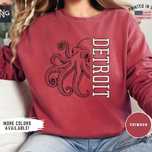 Detroit Hockey Shirt, Red Wing Hockey Sweatshirt, Detroit Hockey Crewneck, Detroit Sports Fan Apparel, Red Wing Fan Gift Idea, Hockey Mom