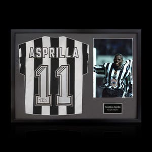 Koszulka Newcastle United z autografem Faustino Asprilli w klasycznej ramce zdjęcie 1