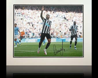 Callum Wilson Signed Newcastle United Deluxe Mount