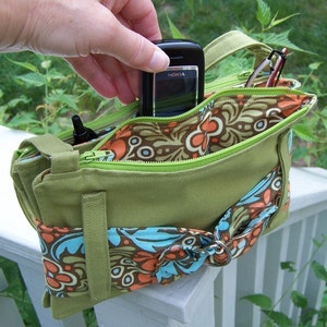 Convenient Organized Purse in two sizes pdf sewing instructions image 2