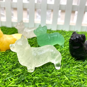 2.3&quot; Natural Rainbow Crystals Corgi,Quartz Crystal Carved,Crystal Dog Carving,Crystal Corgi,Stone Carved Corgi,Healing Crystal Gifts 1pc