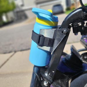 3dCartsCo Beverage Holder for Crazy Cart.