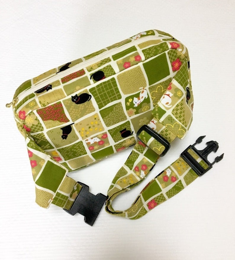 Body Bag Waist Pouch Hip Bag - Matcha Green Ichimatsu