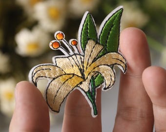 ユリの花のパッチ、高級パッチ、アイロン接着パッチ、貼り付けパッチ、刺繍パッチ、面白いパッチ、美しいパッチ、ゴージャスなパッチ