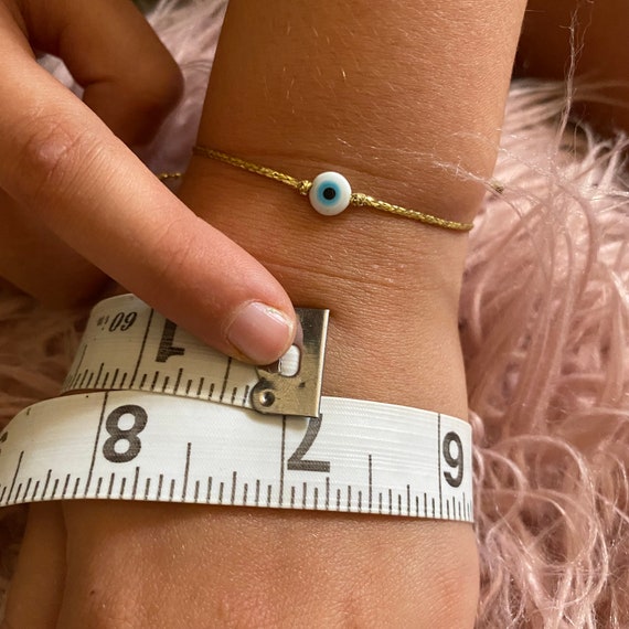 Hospital Gives Friendship Bracelets to Babies Born Dec. 13