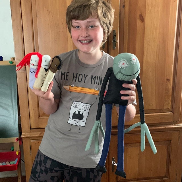 Salad Fingers with 3 finger puppets Etsy