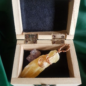 Crystal Healing Box with Calcite image 2