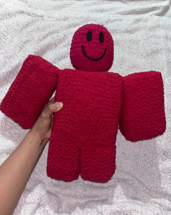 Roblox 風のかぎ針編みぬいぐるみパターン：カスタマイズ可能な編み