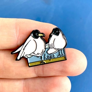 Lepe birds pin. image 1