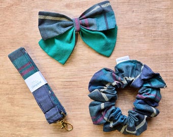 Tartan Gift Set – Handmade Plaid Lanyard, Bow, Scrunchie