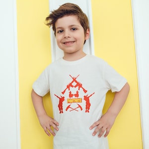 Pixel Warrior Gamer T-Shirt: Minimalist Battle Royale Tee