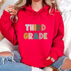 Sudadera con capucha para maestro de tercer grado, camisa para maestro de 3er grado, camisa de 3er grado, camisa de tercer grado, escuela primaria, camisa de enseñanza, sudadera con capucha para maestro