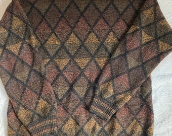 90s Men Sweater . Graphic Design 