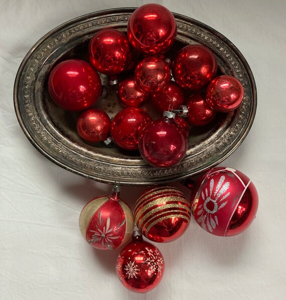 Red Xmas Balls . Lot of 18 . Red Vintage Ornaments . Different