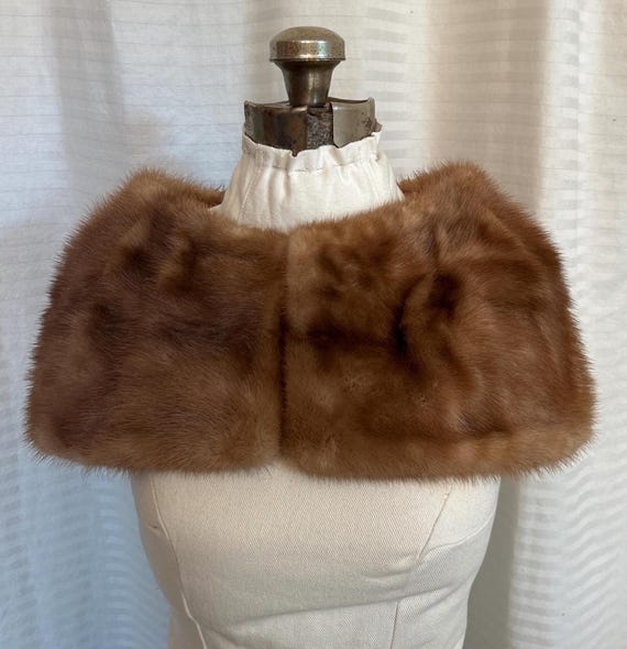 Vintage Mink Fur Collar: Light Brown Shoulder Wrap, Satin Lined