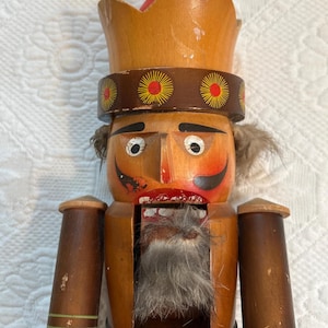 Vintage Nutcracker . Wooden Nutcracker .  Nutcracker King . 60s nutcracker