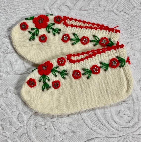 beaded slippers . folk slippers . hand knit slipp… - image 2