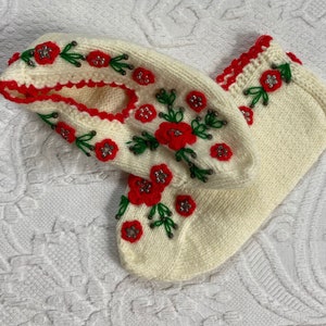 beaded slippers . folk slippers . hand knit slippers . cream colored handmade slippers