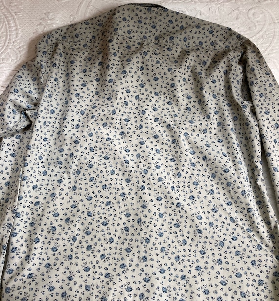 Vintage esprit floral shirt . blue roses shirt - image 2