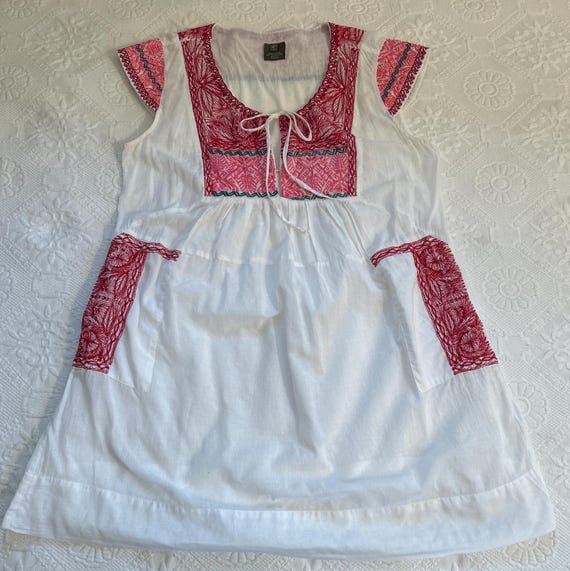 vintage embroidered summer tunic . boho Anthropologie vintage embroidered summer tunic . boho Anthropologie