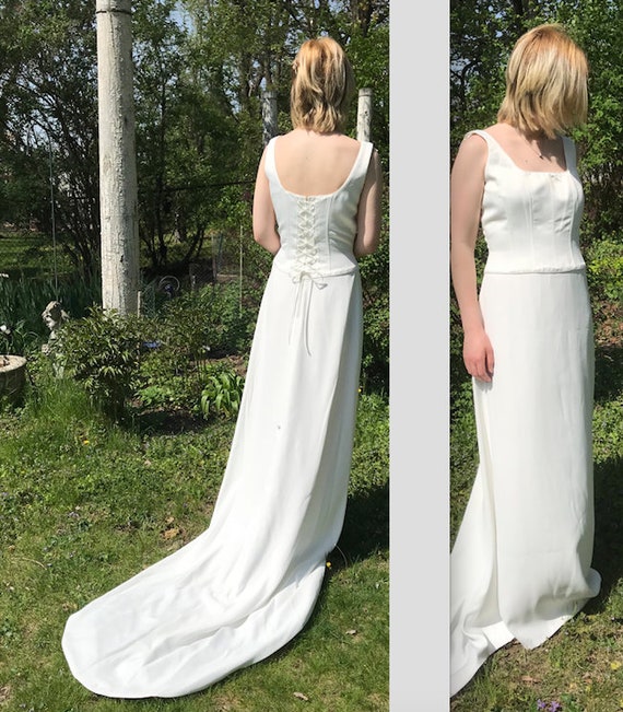wedding gown . white princess gown . vintage weddi