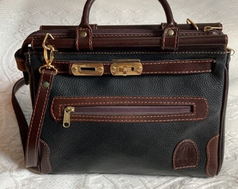 talabarteria satchel bag . black and brown . Brazilian leather bag . 2 toned leather bag