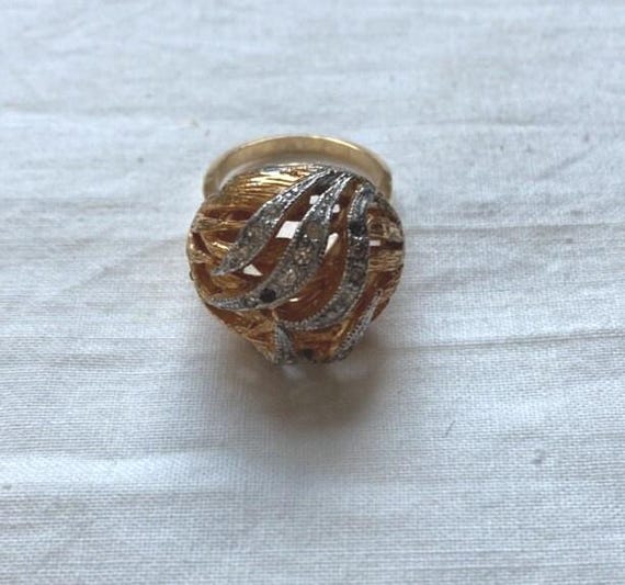 Gold Plated Statement Ring: 70s Rhinestone Cockta… - image 4