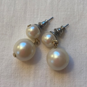 Vintage 60s Japanese Pearl Dangle Earrings