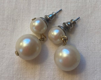 genuine dangling post pearl earrings . Dangling Pearl earrings . genuine pearl earrings. japanese pearl earrings  . 60s pearl earrings